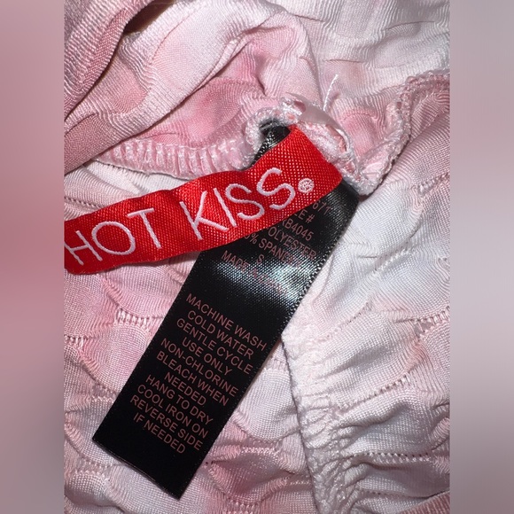 4/$10 Bundle Sale: NWOT Workout Scrunch Butt Biker Shorts - Picture 2 of 3